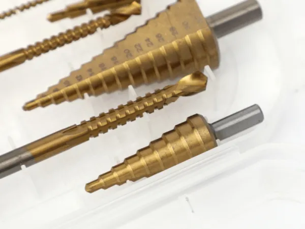 Juego de brocas escalonadas y brocas de dientes de sierra de 6 piezas