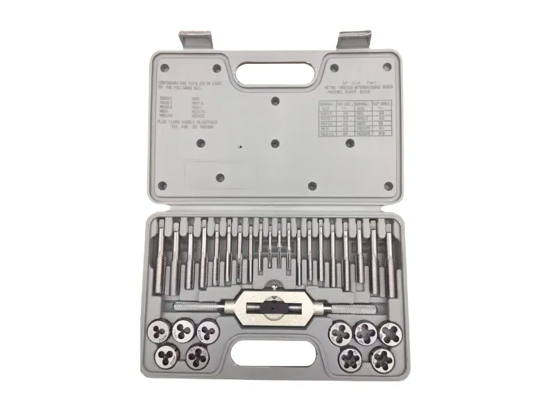 Juego de machos y matrices m&eacute;tricos de 31 piezas