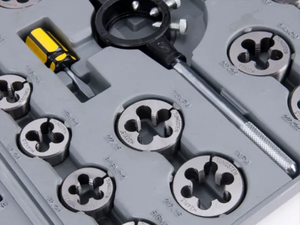 Juego de machos y matrices métricos de 45 piezas