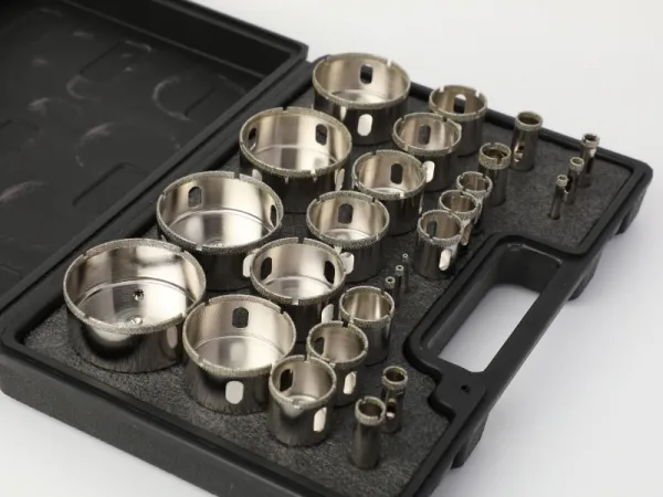 Juego de sierra perforadora de pared de 26 piezas